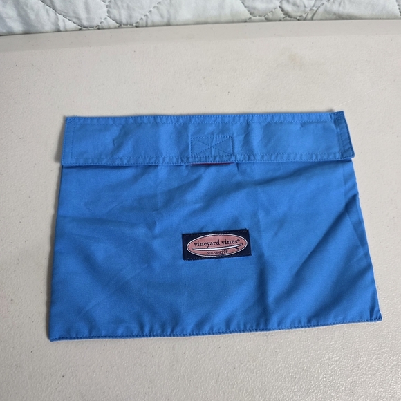 Vineyard Vines Handbags - Vineyard Vines Bright Blue Organizer